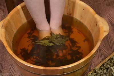 ​女人每天泡脚的好处（坚持每天晚上睡觉前泡脚的女人，最后变得什么样了？）