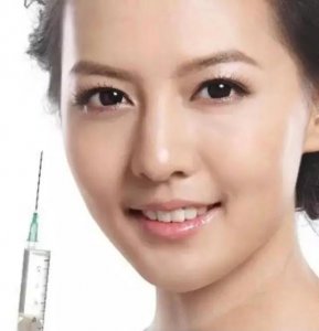 ​面部除皱 消除岁月的痕迹——面部除皱常用方法