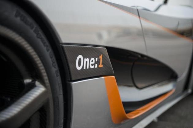 世界第一超级跑车 全球限量6台--科尼塞克ONE：1-