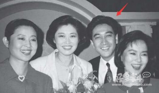 水均益的前妻现在怎样 在她瘫痪后水均益选择了离婚