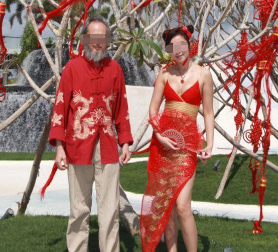 他是中国著名画家 为了艺术，让亲生女儿给自己当“裸模”