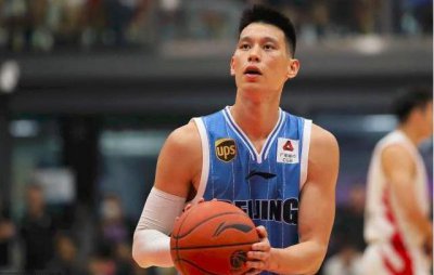​林书豪来首钢就对了，逛颐和园、跳广场舞，秒变北京爷们