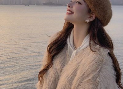 ​老公总是和别的女人聊天，我该怎么办