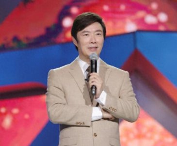 ​56岁江蕙至今未婚，愿和费玉清成老来伴，费玉清的不愧是污王