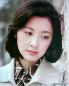 ​被誉为“中国第一美女”的女儿国国王朱琳
