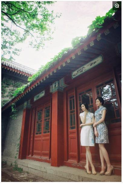 北大妹子的旗袍毕业照，才华与颜值齐备，四个女孩一个比一个美