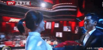 ​李亚鹏徐静蕾-跨界歌王将爱情进行到底，再现回忆杀！