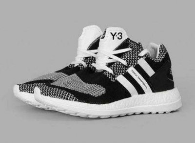 ​Adidas最常见的3大系列如下，你是不是只听过三叶草呢？