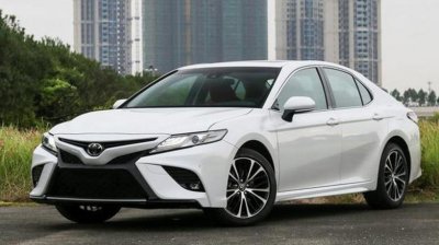 ​第八代凯美瑞终于要来了，部分预售19.6万起，16日上市，对标雅阁