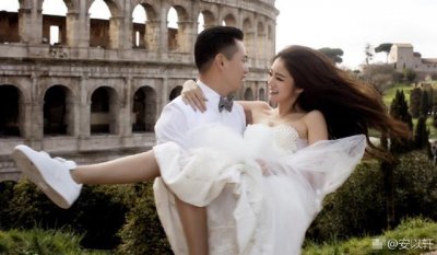​安以轩宣布结婚曝婚纱照 与老公陈荣炼密恋两年多
