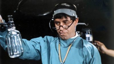 ​美国“喜剧之王”杰瑞·刘易斯去世享年91岁