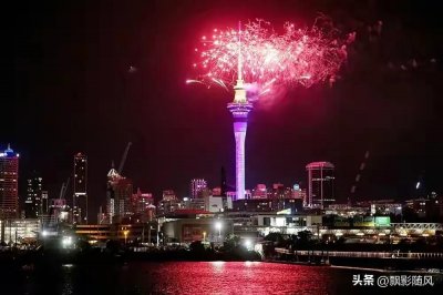 ​春节燃放烟花爆竹就是中华民族的传统，就是过节的情怀