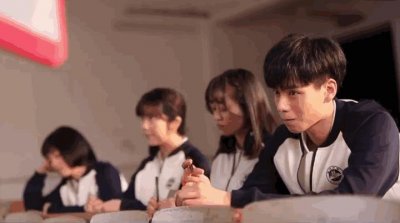 ​胡一天、沈月《致我们单纯的小美好》 高清图来袭，拿走不谢