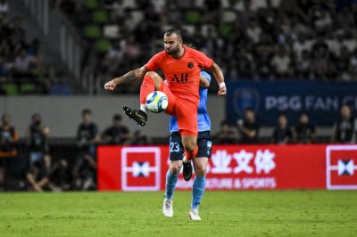 ​从C罗接班人到“歌王”：30岁前皇马前锋赫塞1年内3度被解约