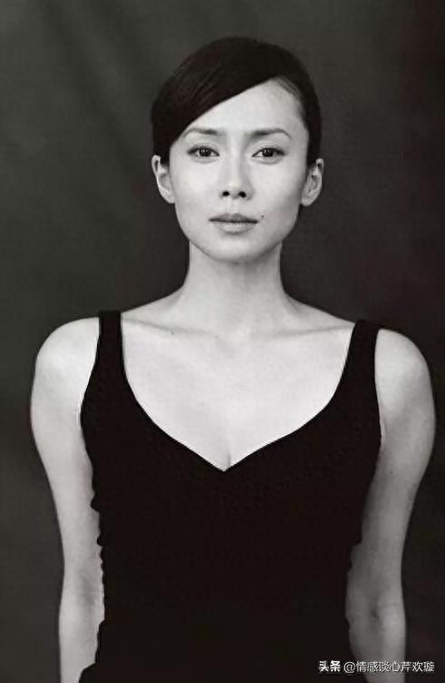 《我不是结不了婚，只是不想》40岁女人有着明确不结婚态度。
 