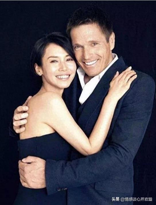 《我不是结不了婚，只是不想》40岁女人有着明确不结婚态度。
 