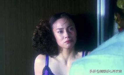 《我不是结不了婚，只是不想》40岁女人有着明确不结婚态度。
 