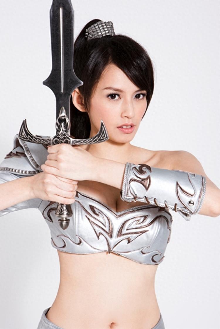 中国台湾女星袁艾菲