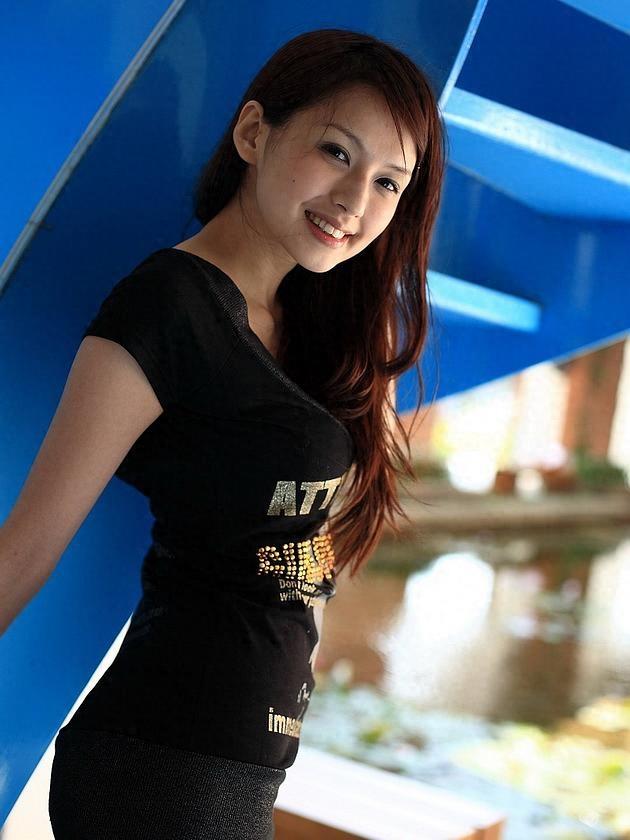 中国台湾女星袁艾菲