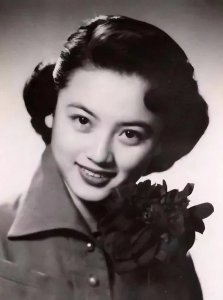 ​唐瑛: 民国时期的爆款女