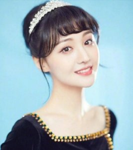 ​迪丽热巴、郑爽、关晓