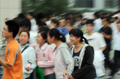 ​庐江高中第二批次分数线