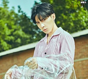 ​唐禹哲苏小轩被曝分手，原因是男方脚踏两只船！