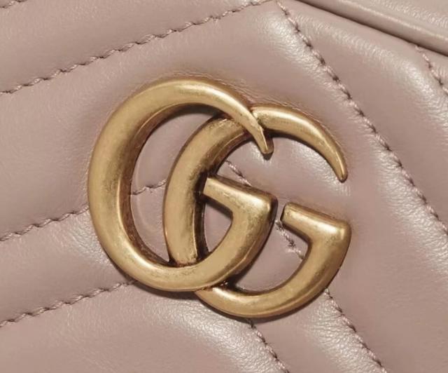 包包五金掉色修复方法（奢侈品包包五金掉色磨损怎么办）(1)