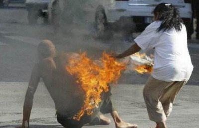 ​可怕的人体自燃真实事件，被火烧成灰烬仅剩一只脚