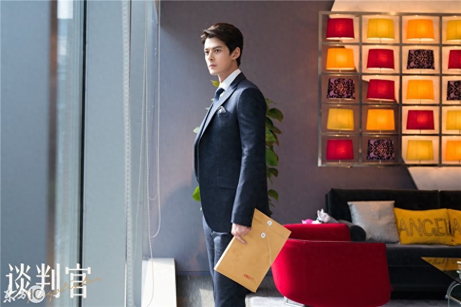 由杨幂、黄子韬领衔主演《谈判官》，演员剧照合集（精彩）