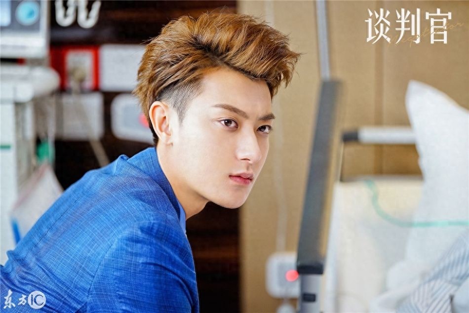 由杨幂、黄子韬领衔主演《谈判官》，演员剧照合集（精彩）