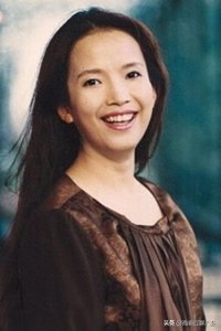 ​亲美辱华，背刺祖国，全是劲爆猛料，吕丽萍的下场早已注定