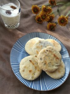 ​在家用烤箱就能做酥脆烤饼，小时候的味道，一口一回味