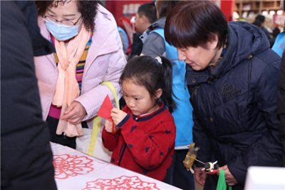 ​顺义仁和镇新春市集活动热闹开启