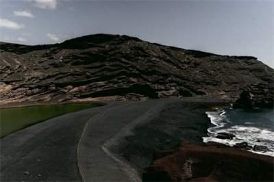 ​闹大了！北京公务员降薪后待遇曝光，年收入近20万，你怎么看