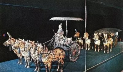 ​“一言既出，驷马难追