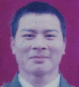 ​“退役武警”曾开贵：