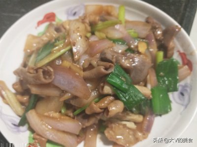 ​爆炒鸡杂无腥味做法，