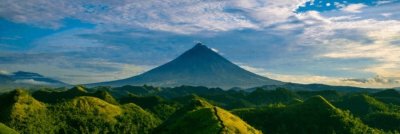 ​广东车震门：男主脱裤