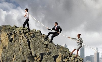 ​简述意见领袖的基本特