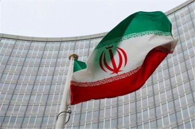 ​巴列维王朝的覆灭：国王手握重兵，为何顷刻间垮台？