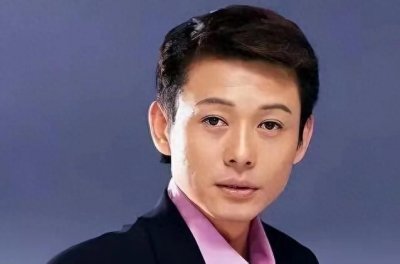 ​程前的故事，事业巅峰到低谷，情感波折到变故，书写了人生传奇