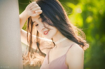 ​“想要鲜花吗，请拿故