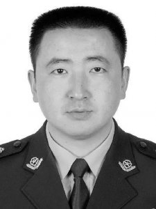 ​一派出所长因公牺牲，