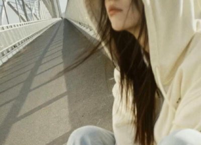 ​三角关系主动退出的女