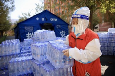 ​直击郑州富士康一线 