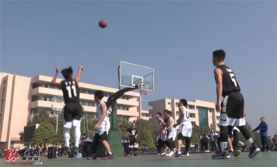 ​靖州一中举办“2018级新