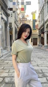 ​美胸皇后“大嫂”徐冬